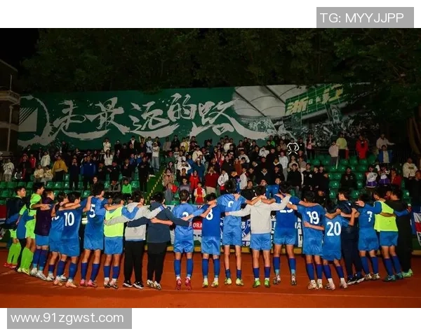 杭州足球队表现优异荣登足球状态排行榜第五名引发关注